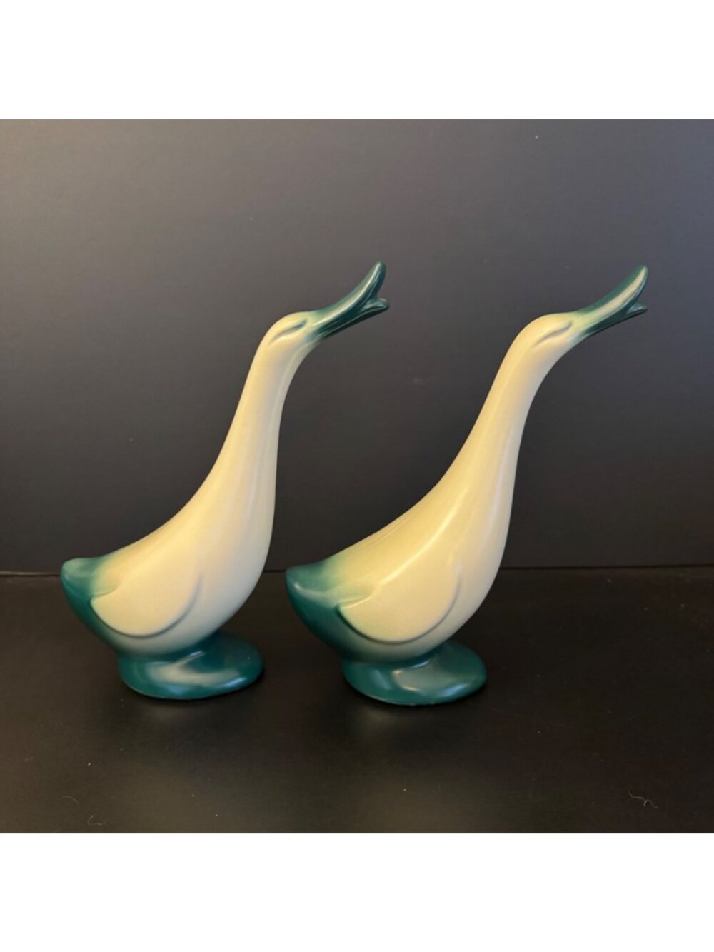2 Vintage Stanford Sebring Pottery Ducks Goose Green & Cream 8.5 inch MCM 50s/60 - Picture 5 of 8